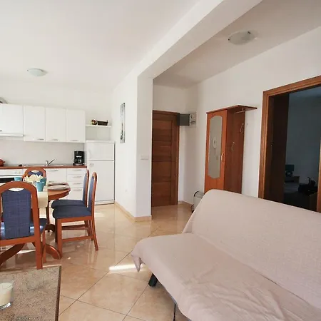 Apartamento Peaceful In Croatia With Terrace