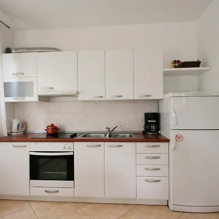 Apartmán Peaceful In Croatia With Terrace *