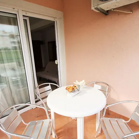 Appartamento Peaceful In Croatia With Terrace *